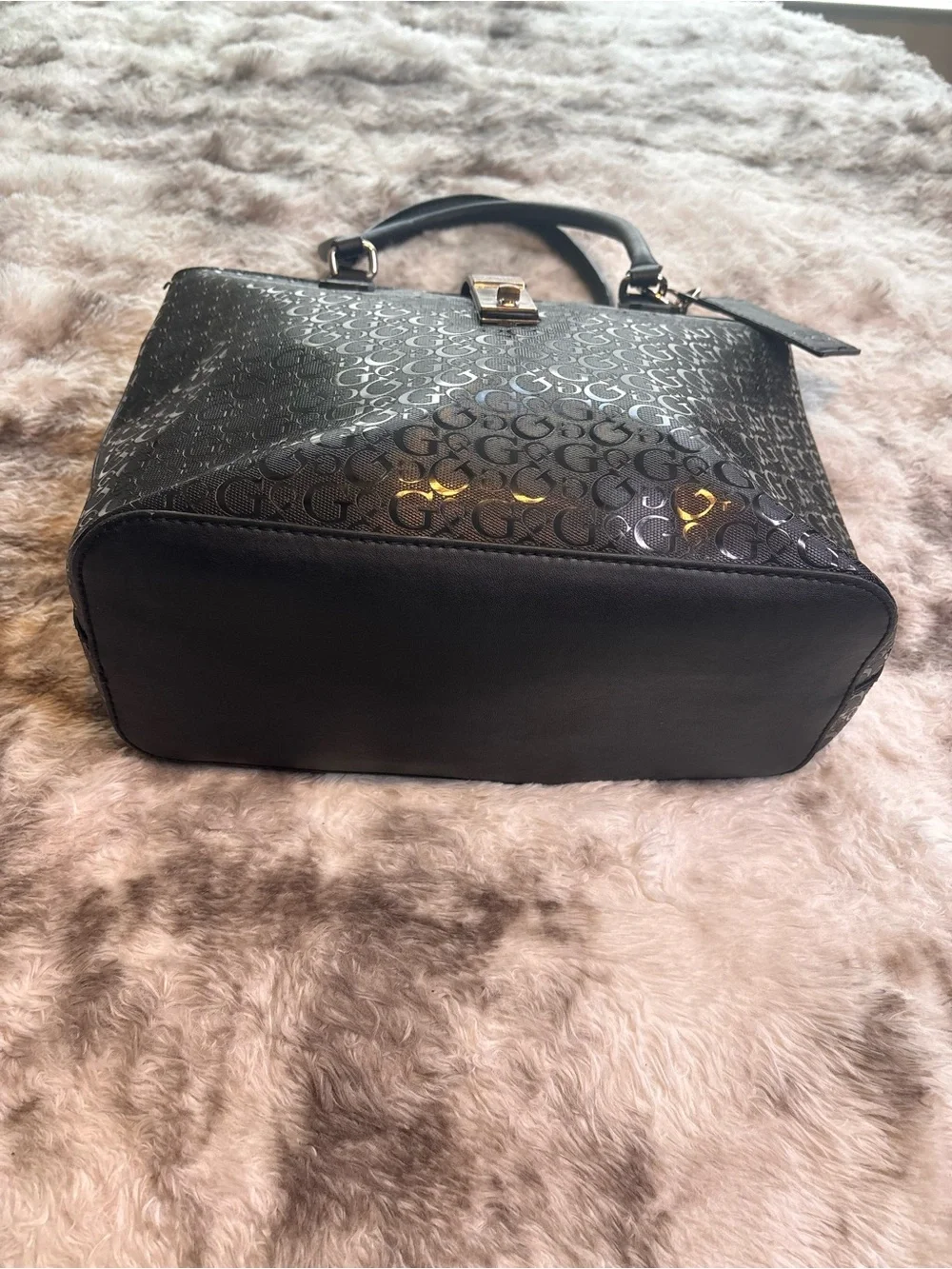 GUESS Black Logo-Print Tote with Tag Charm